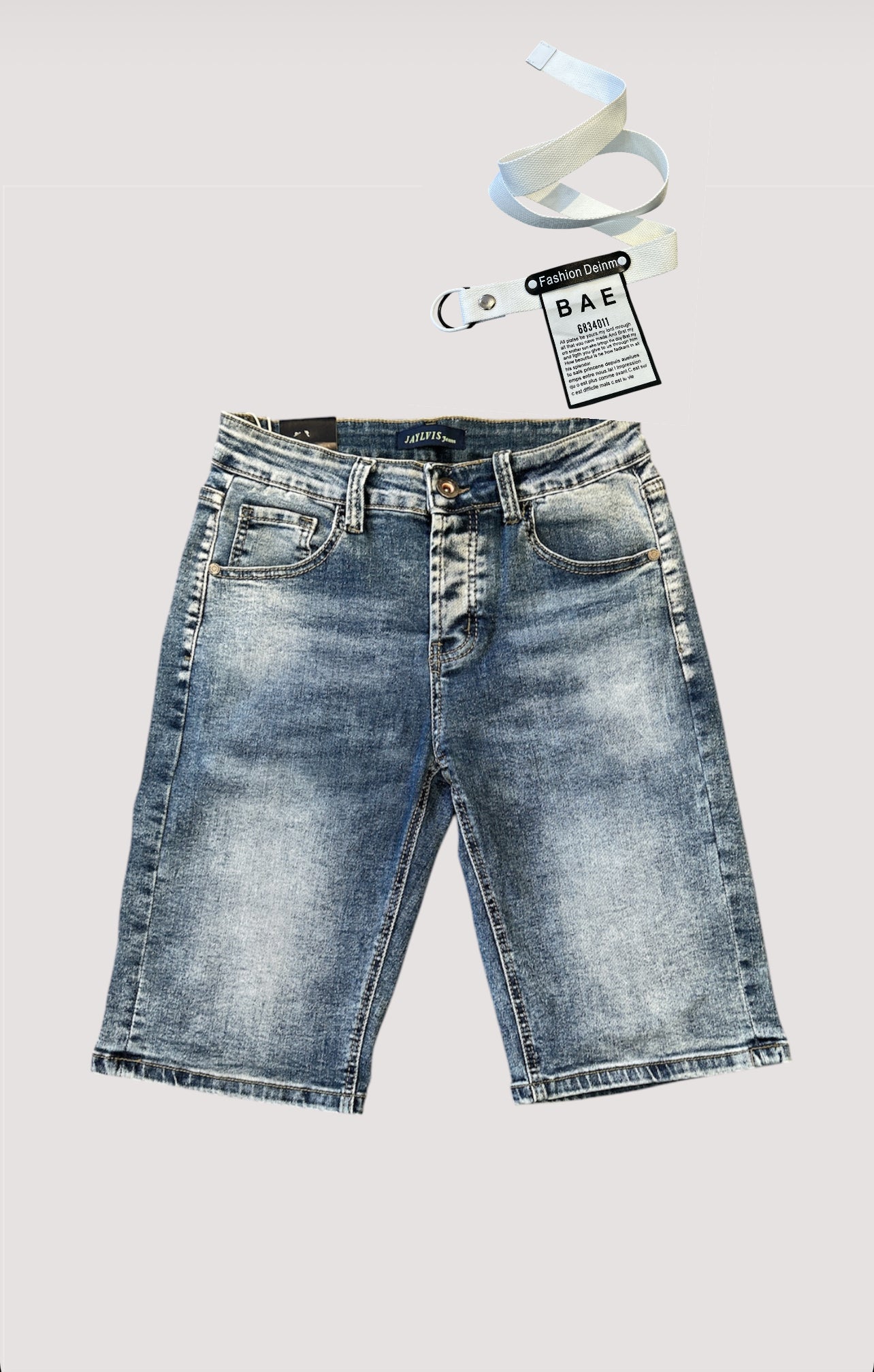 Short jean bleu délavé