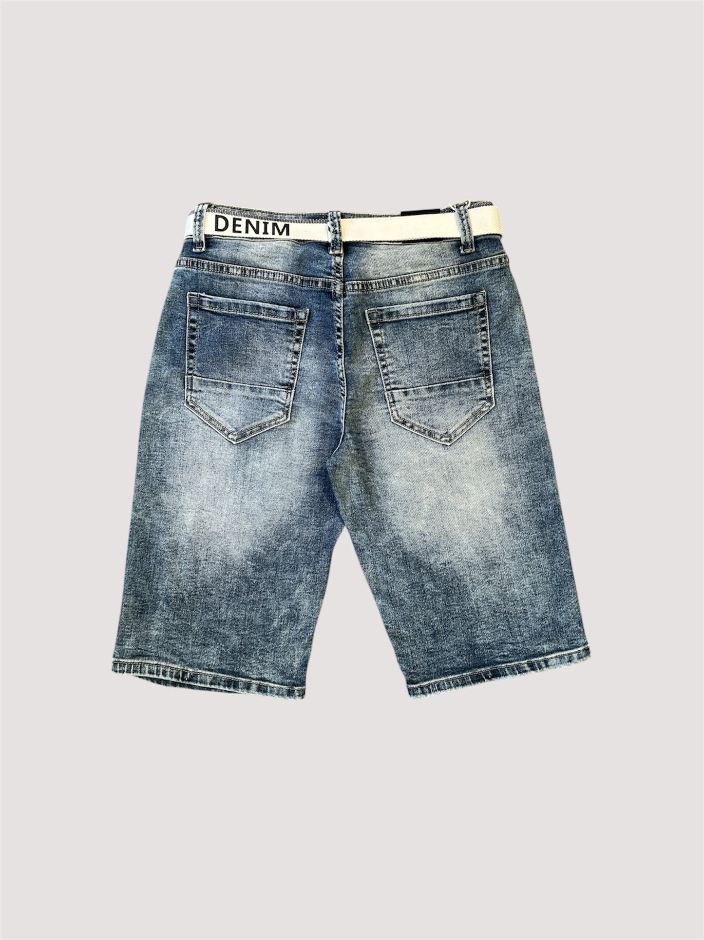 Short jean bleu délavé
